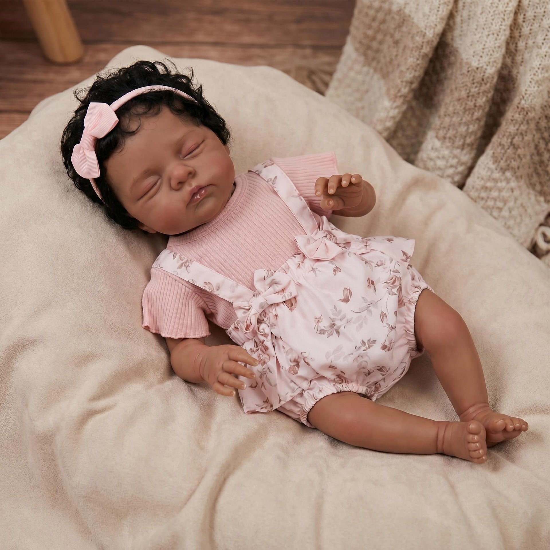 19inch Reborn Baby Doll Dark Skin Veins Hand Painted Soft Cloth Body Realistic Doll for Collectors