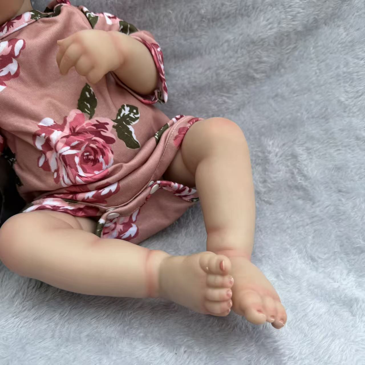 18-Inch Rosalie Full Body Vinyl Reborn Doll - 3D Lifelike Skin 45cm Waterproof Sleeping Baby with Rooted Hair