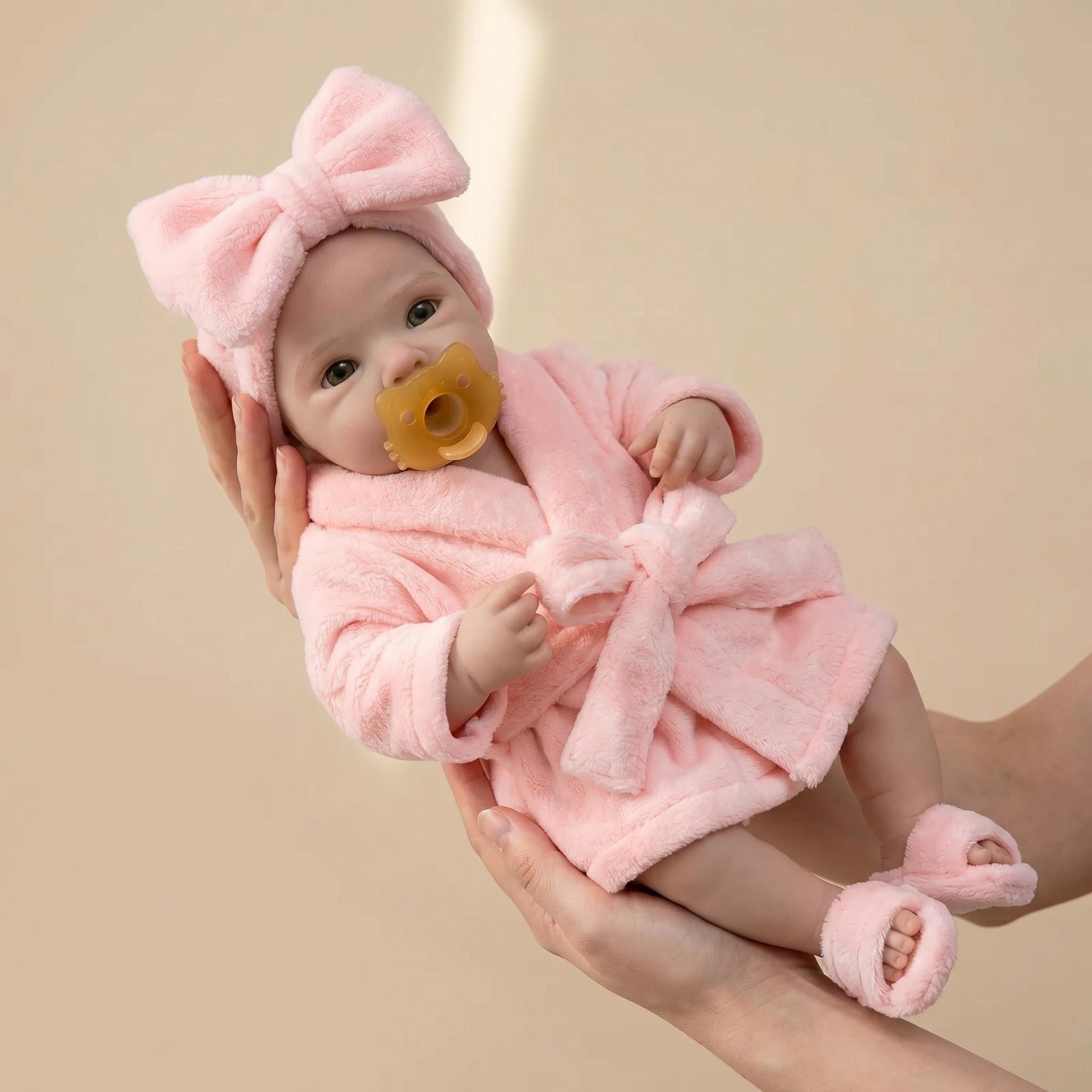 18-inch Platinum Solid Silicone Collectible Doll Super Soft Elastic Feel Bettie Silicone Version Real Baby Size