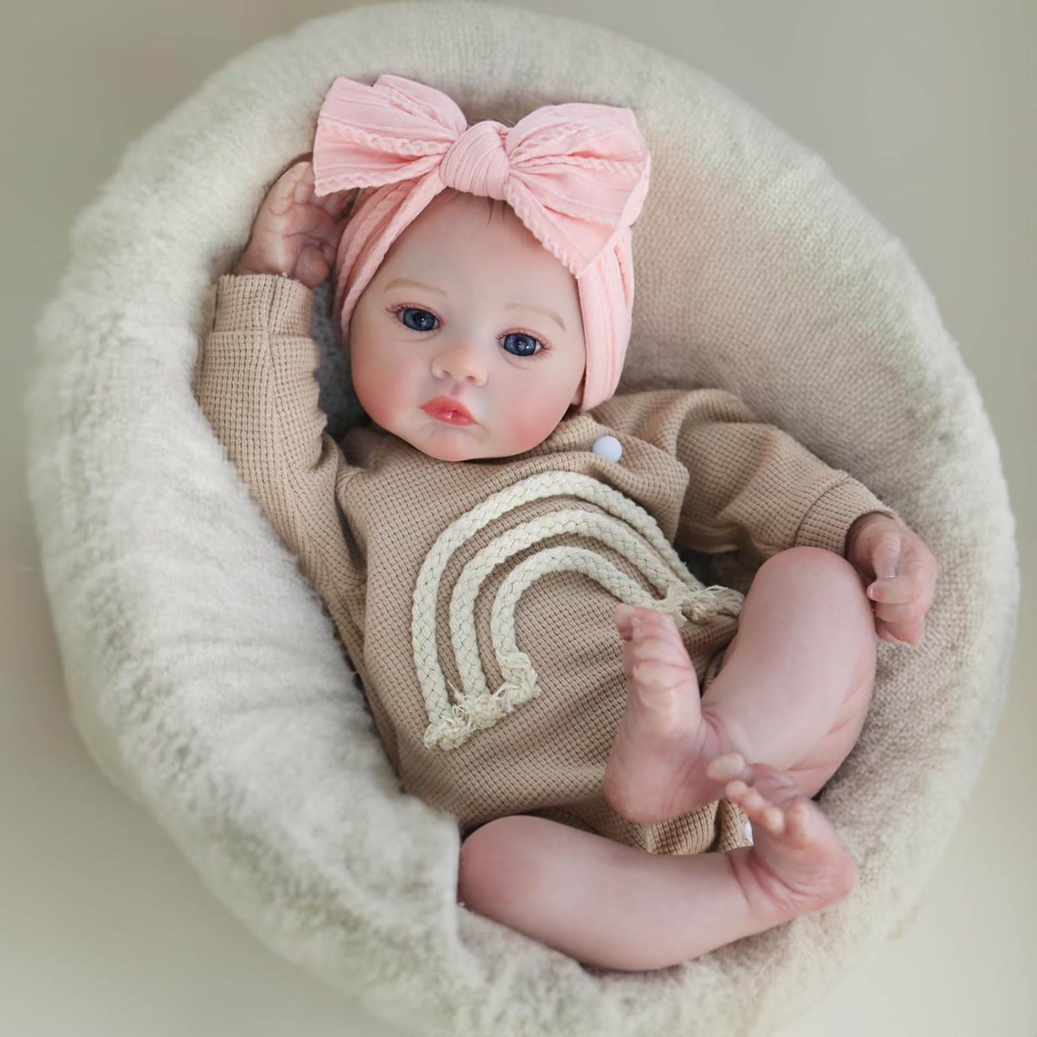 18" Lifelike Reborn Baby Doll – Girl with Soft Weighted Body, Realistic Newborn Gift Set for Kids Age 3+