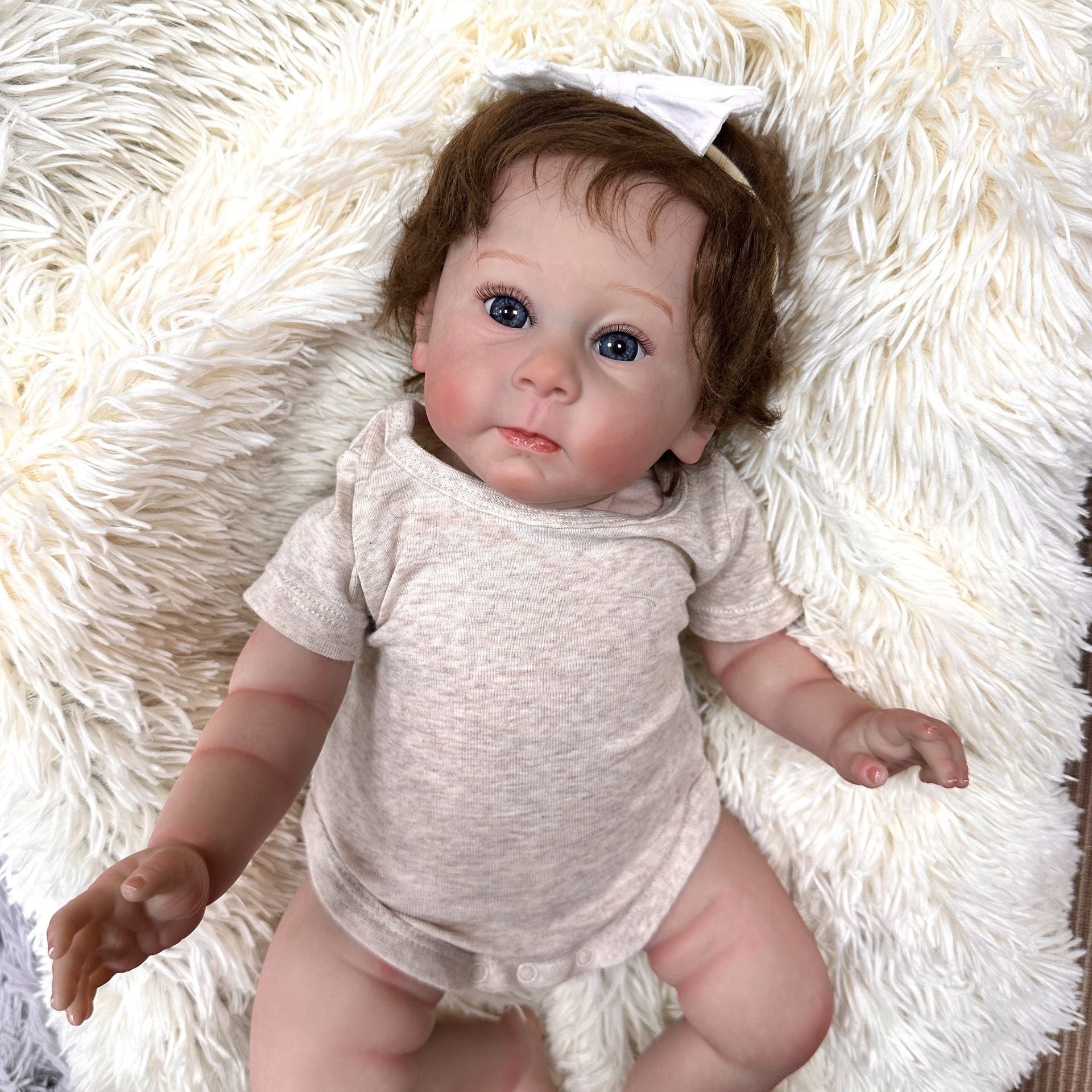 23inch Reborn Dolls with Cloth Body Touch Soft implanted Brown hair,  Newborn Baby Dolls Toys for Girls Reborn Dolls