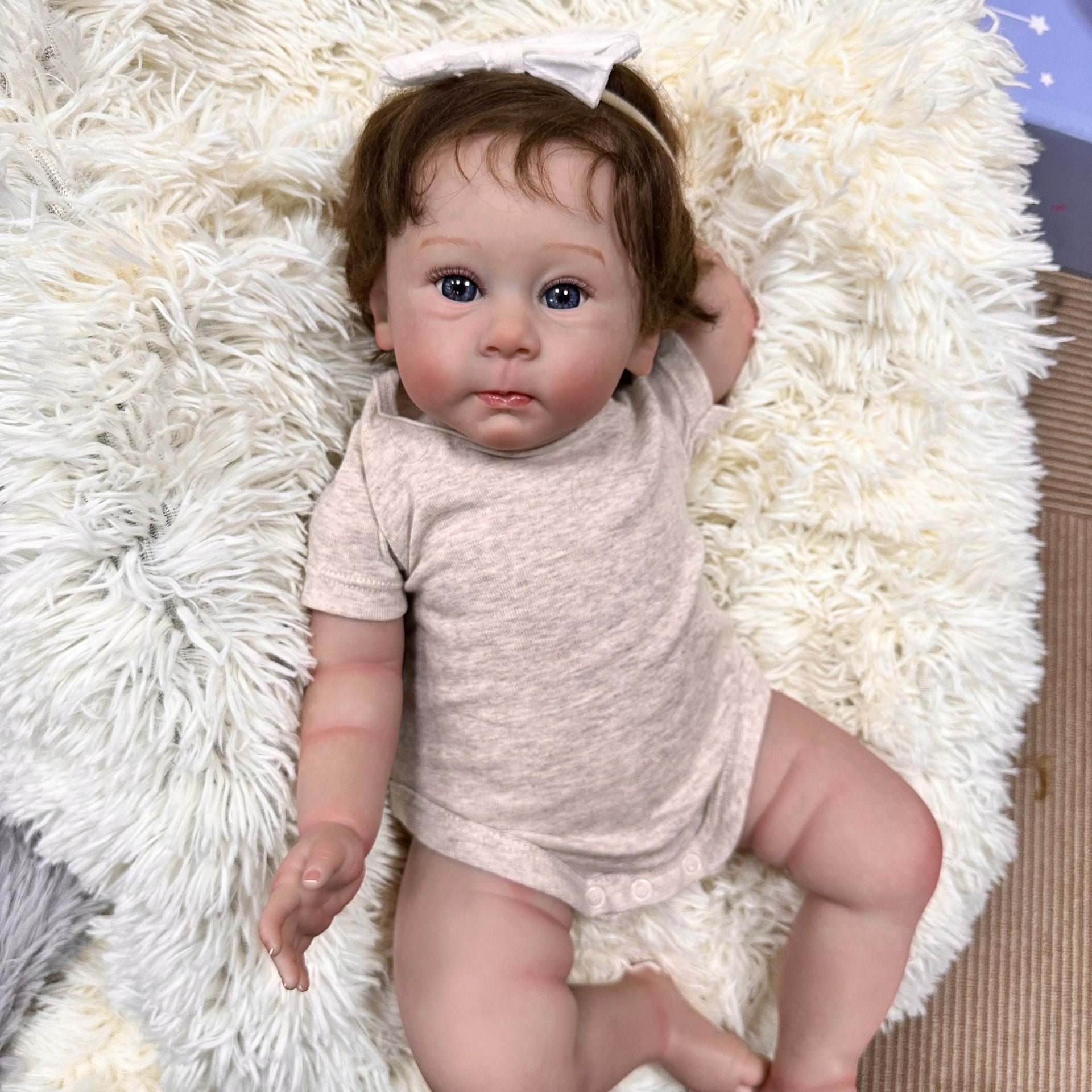 23inch Reborn Dolls with Cloth Body Touch Soft implanted Brown hair,  Newborn Baby Dolls Toys for Girls Reborn Dolls