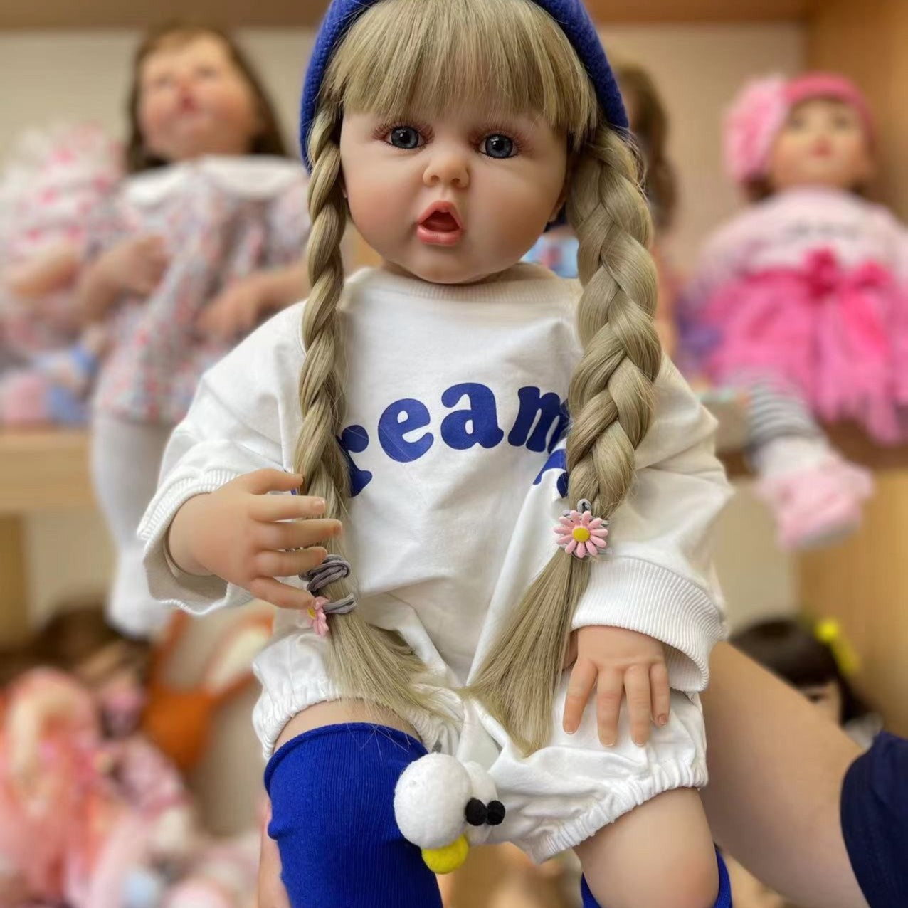 24 inch Realistic Big Eyes Reborn Doll with Cloth Body, Holiday Gift for Girls & Collectors