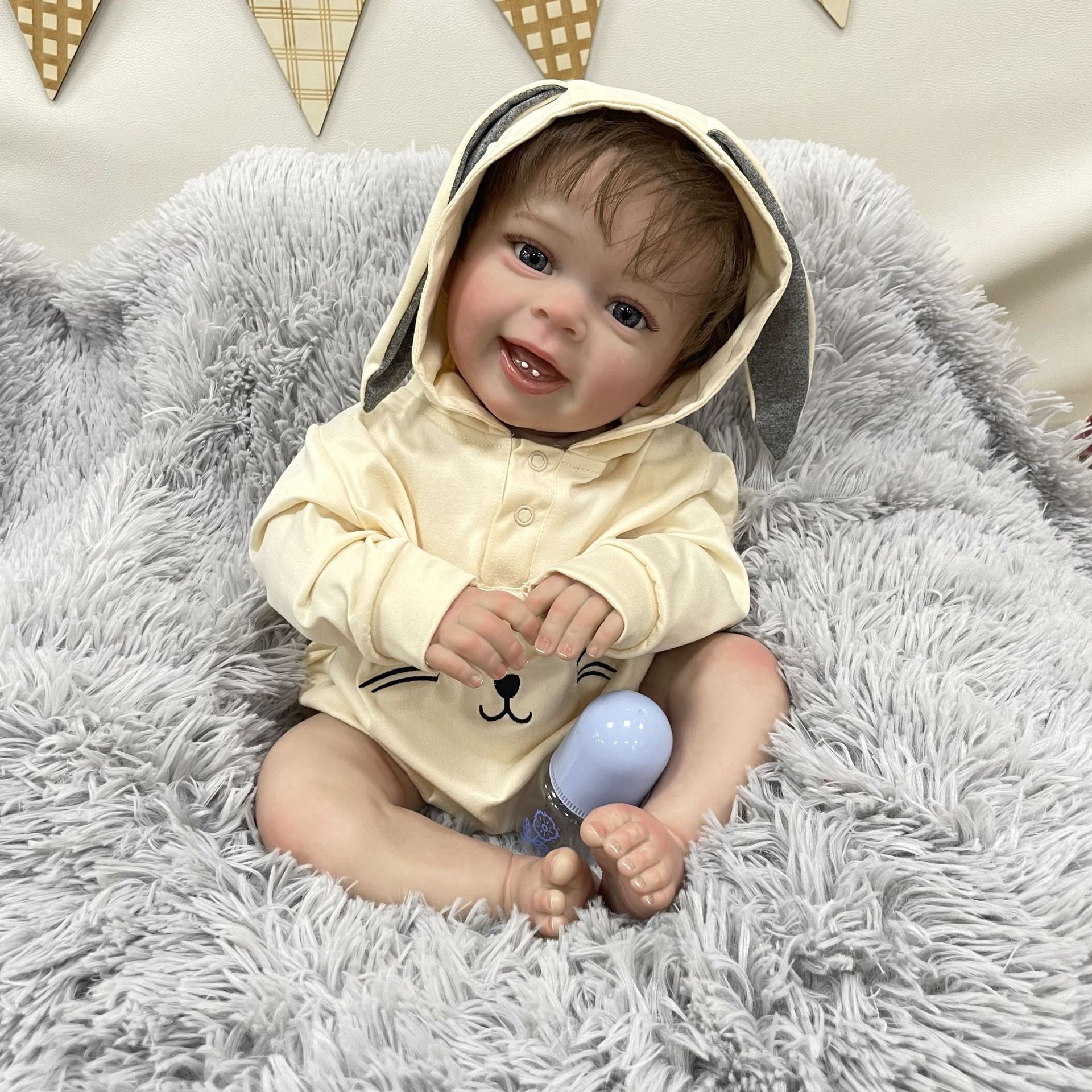 23Inch Real Life Reborn Baby Doll with Cloth Body True-to-Life 3D Skin Handmade Newborn Style Doll Toy for Girls