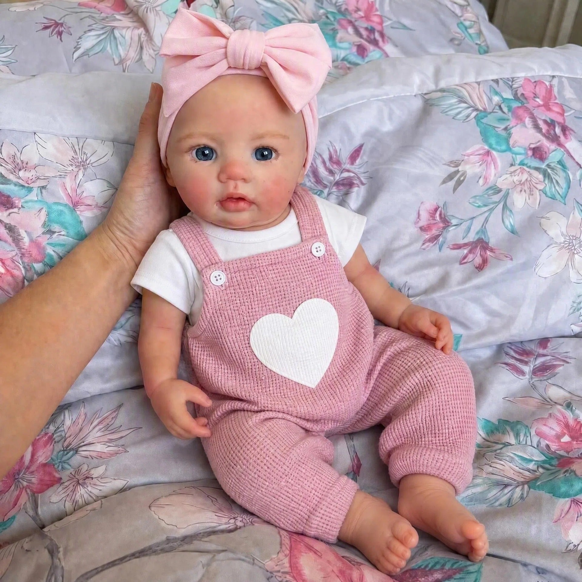 Season‑ready 18‑Inch Full Silicone Doll, Distinctive Surprise for Young Players and Adult Doll Lovers
