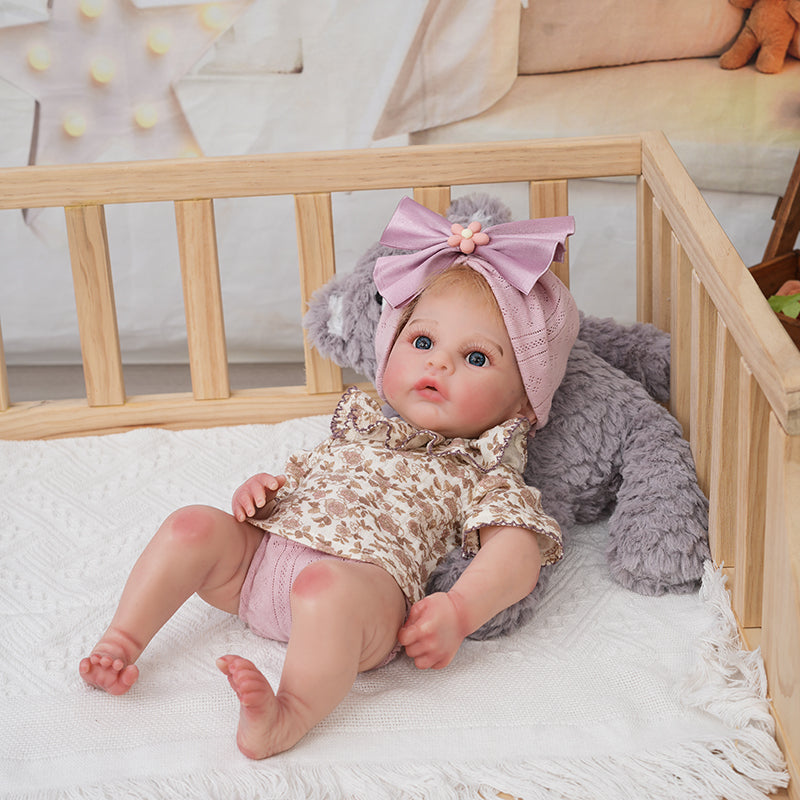 Lifelike Silicone Reborn Girl Baby Doll 16 Inch/40cm with Blonde hair