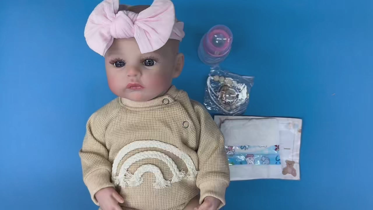 18" Lifelike Reborn Baby Doll – Girl with Soft Weighted Body, Realistic Newborn Gift Set for Kids Age 3+